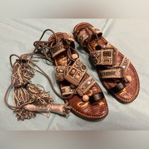 Sam Edelman size 9 lace up sandals